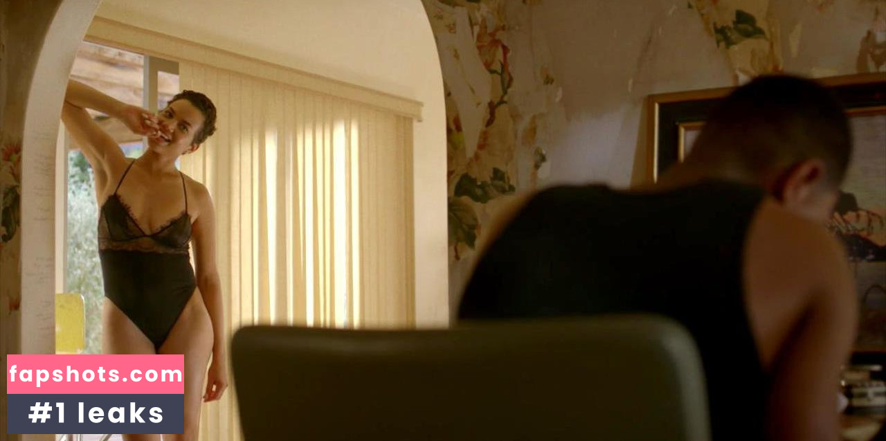 Michele Weaver gallery photo #8