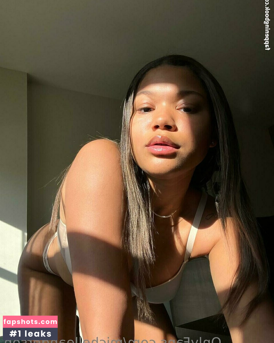 Michelle Anderson gallery photo #59