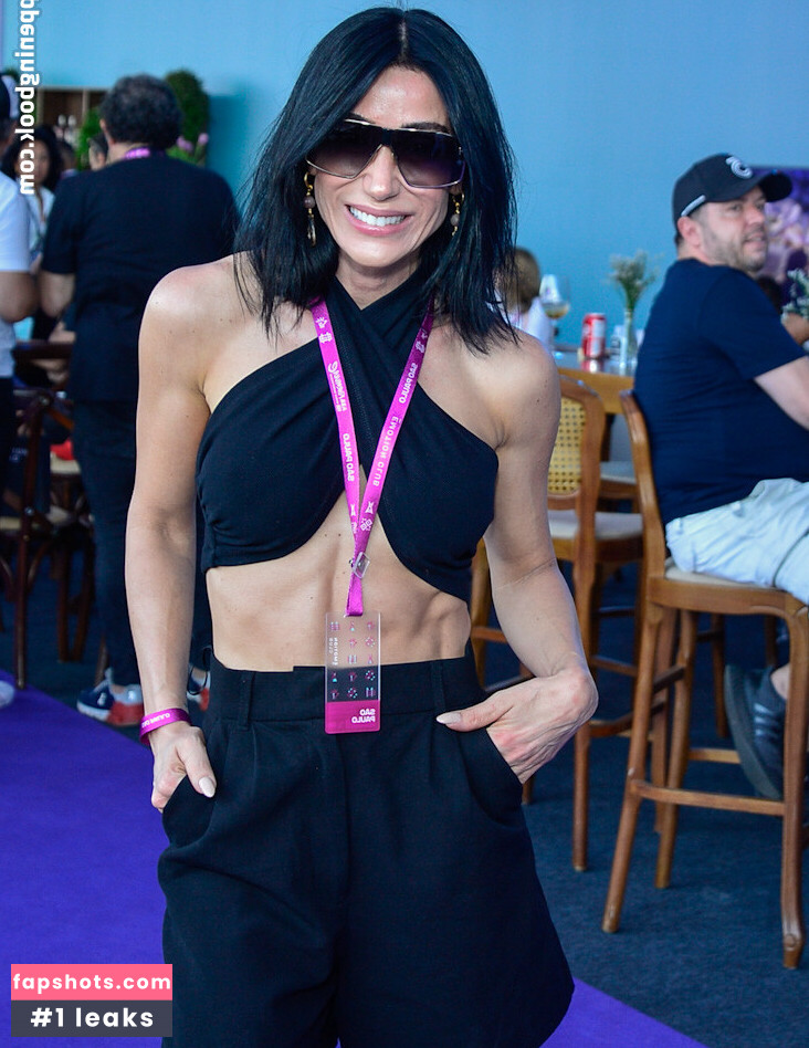 Michelle Barros gallery photo #3