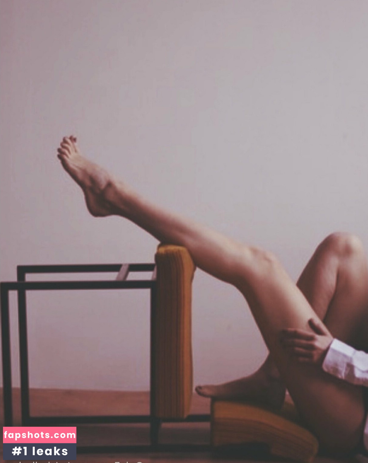 Michelle Bon gallery photo #5