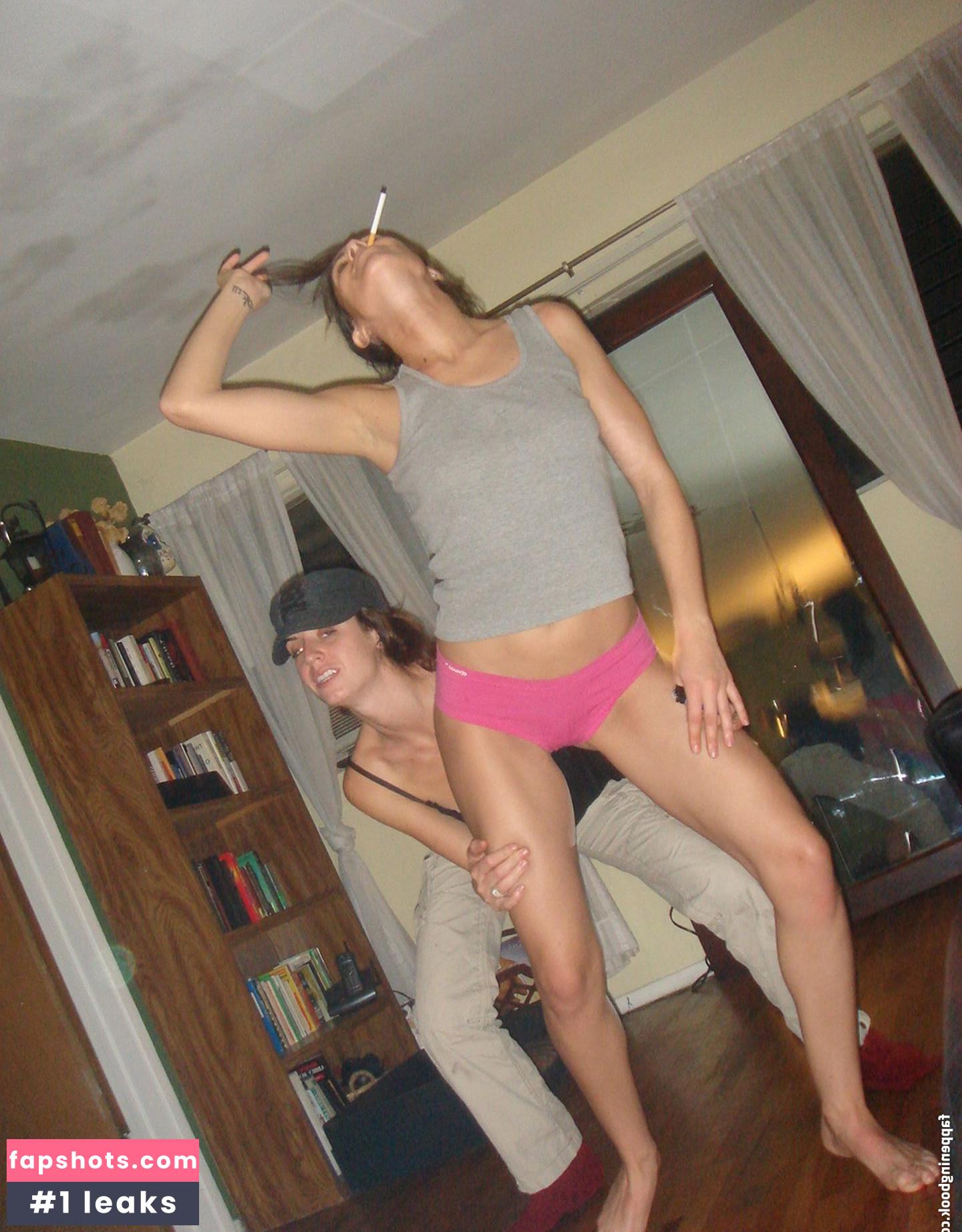 Michelle Borth gallery photo #23