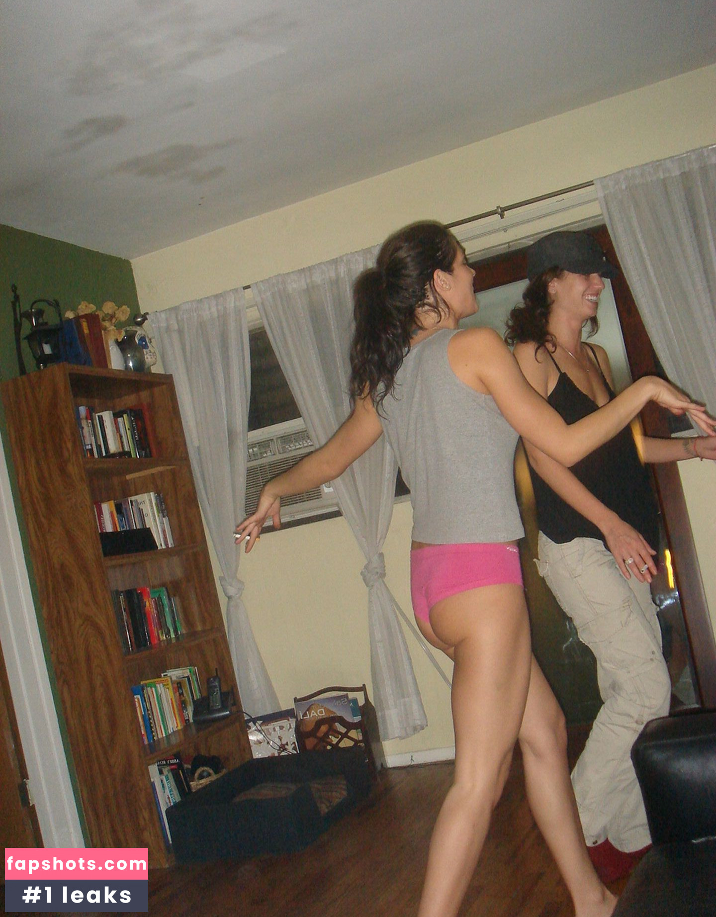 Michelle Borth gallery photo #27