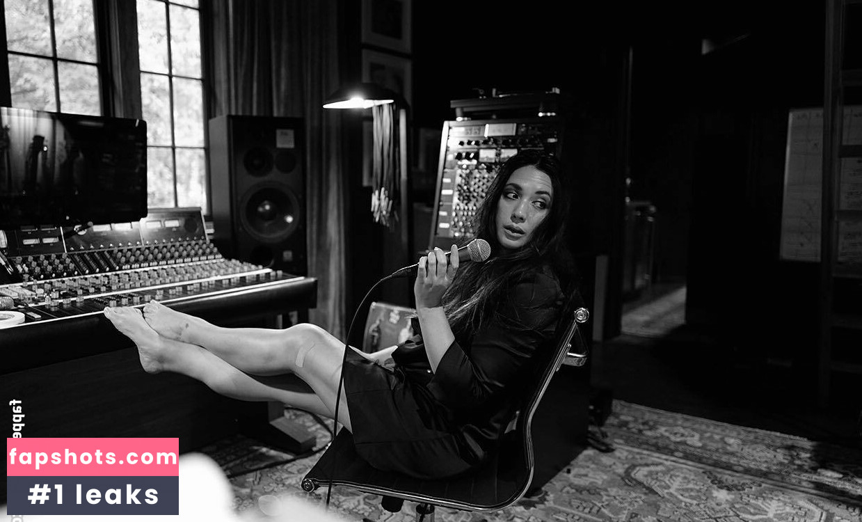 Michelle Branch gallery photo #6