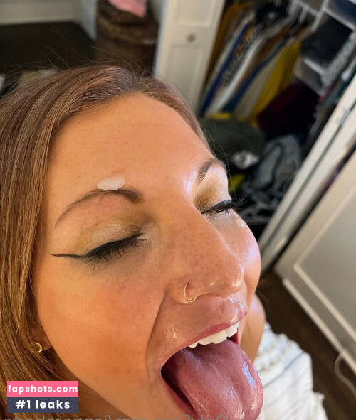 Michelle Elise gallery photo #13