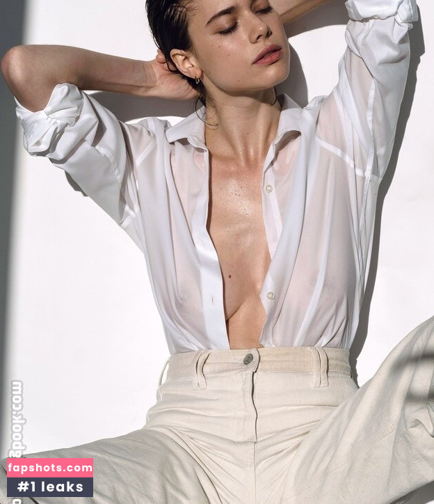 Michelle Ellyse Schlaman gallery photo #34