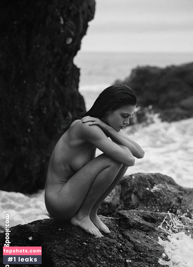 Michelle Ellyse Schlaman gallery photo #6