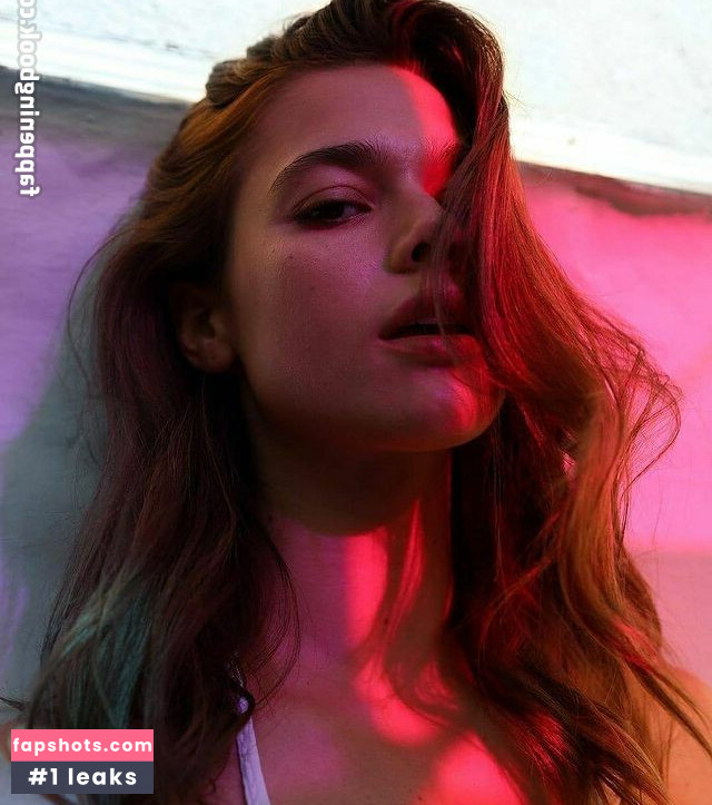 Michelle Ellyse Schlaman gallery photo #70