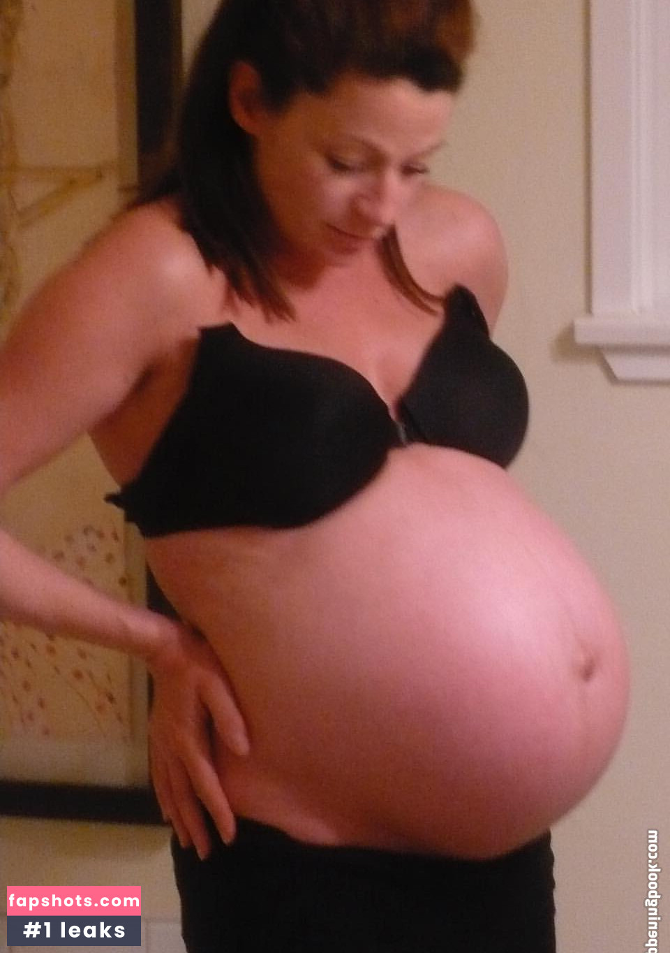 Michelle Gomez gallery photo #15