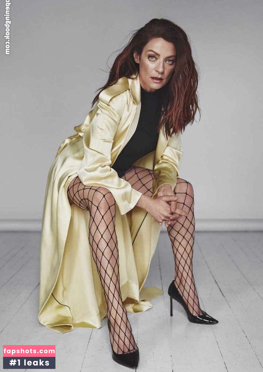 Michelle Gomez gallery photo #26