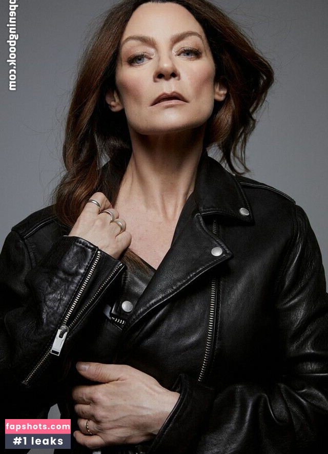 Michelle Gomez gallery photo #33