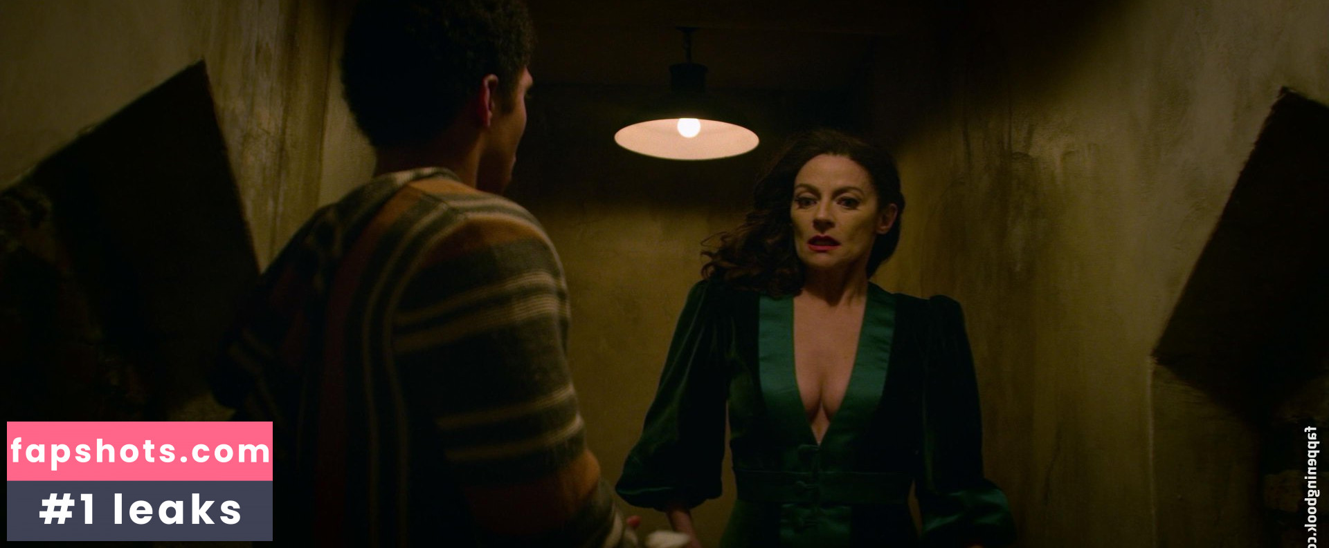 Michelle Gomez gallery photo #61