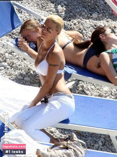 Michelle Hunziker gallery photo #218