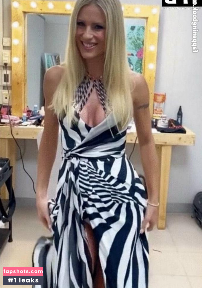 Michelle Hunziker gallery photo #284