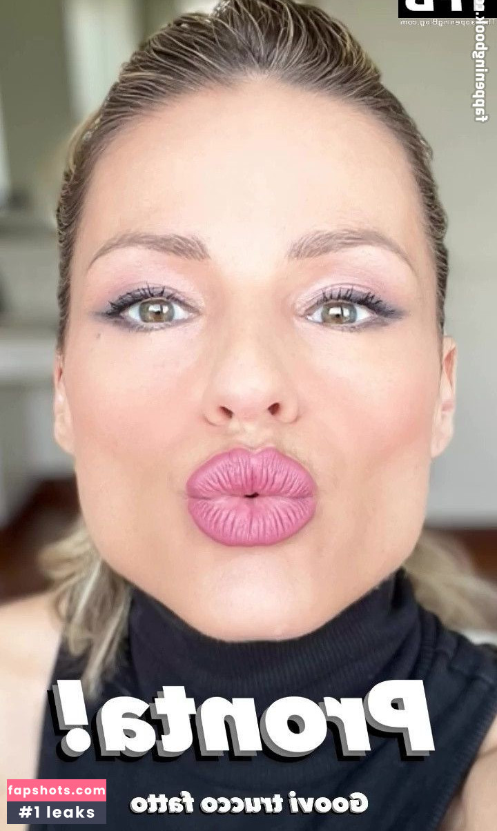 Michelle Hunziker gallery photo #299