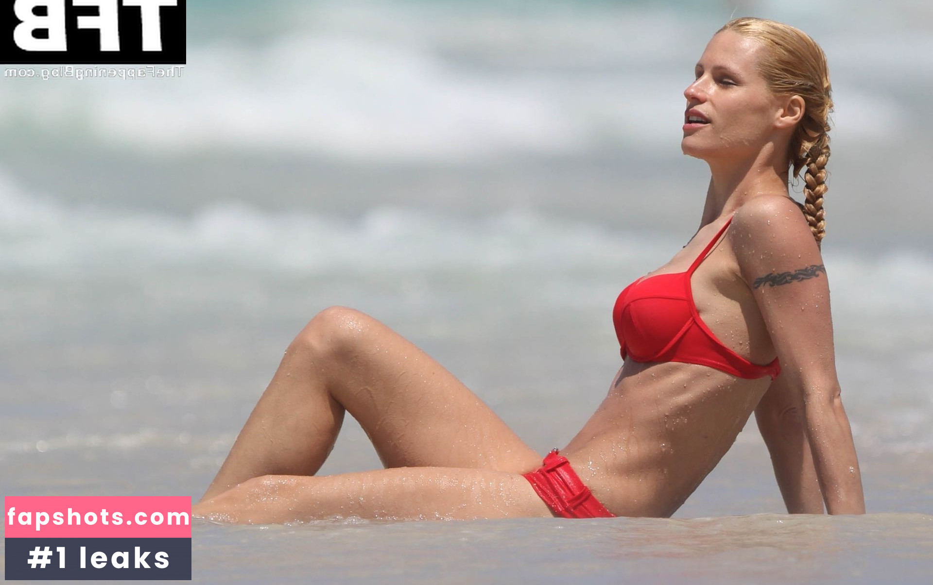 Michelle Hunziker gallery photo #303