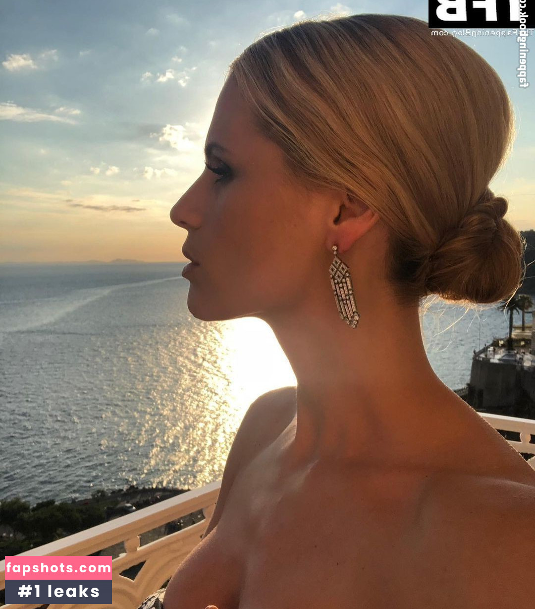 Michelle Hunziker gallery photo #304