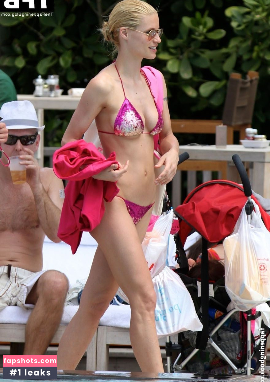 Michelle Hunziker gallery photo #309