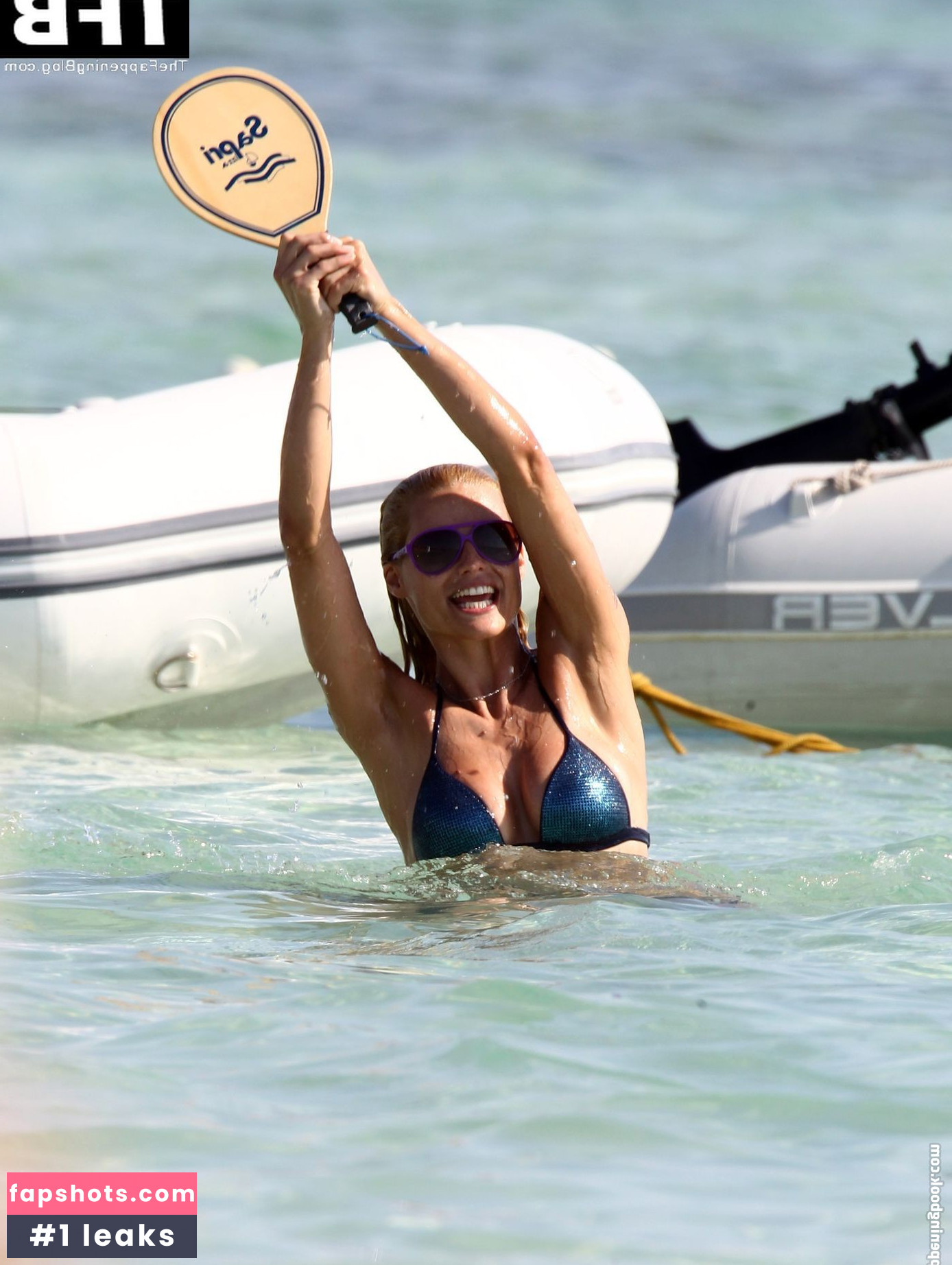 Michelle Hunziker gallery photo #326