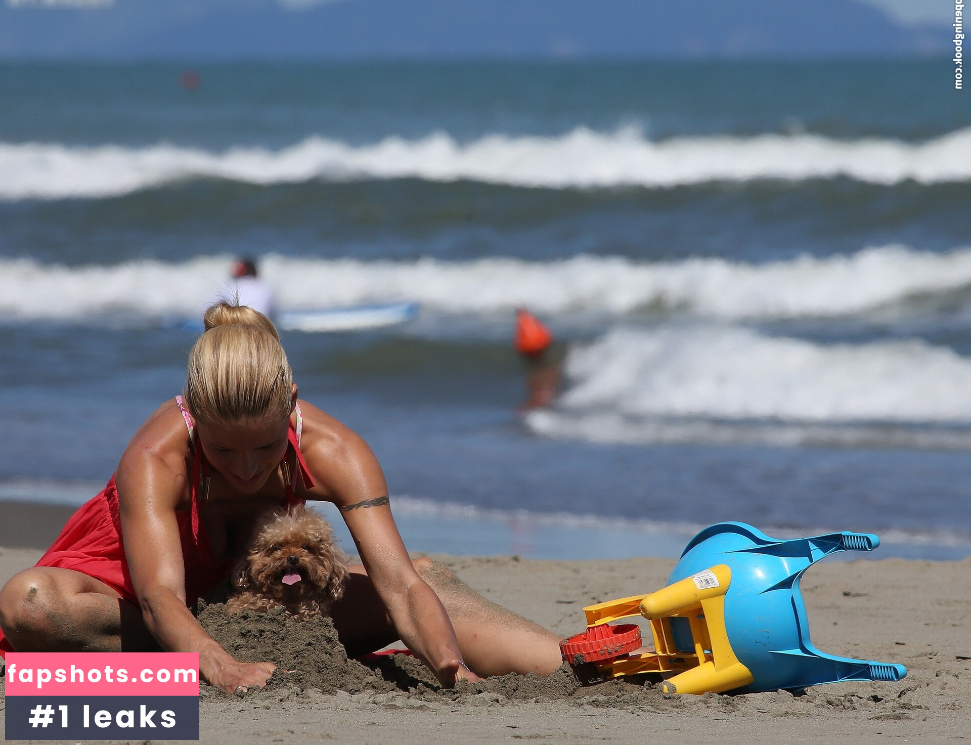 Michelle Hunziker gallery photo #47