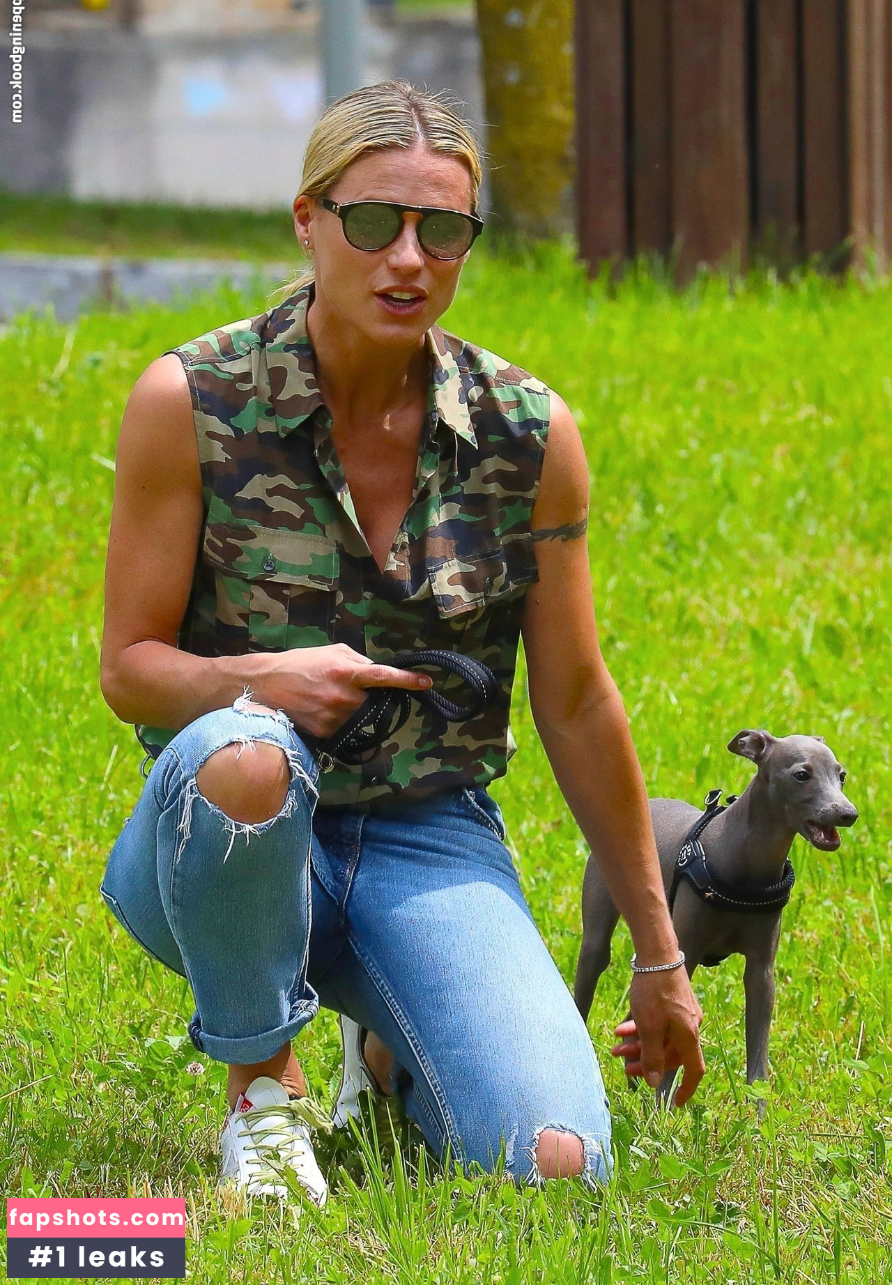 Michelle Hunziker gallery photo #495