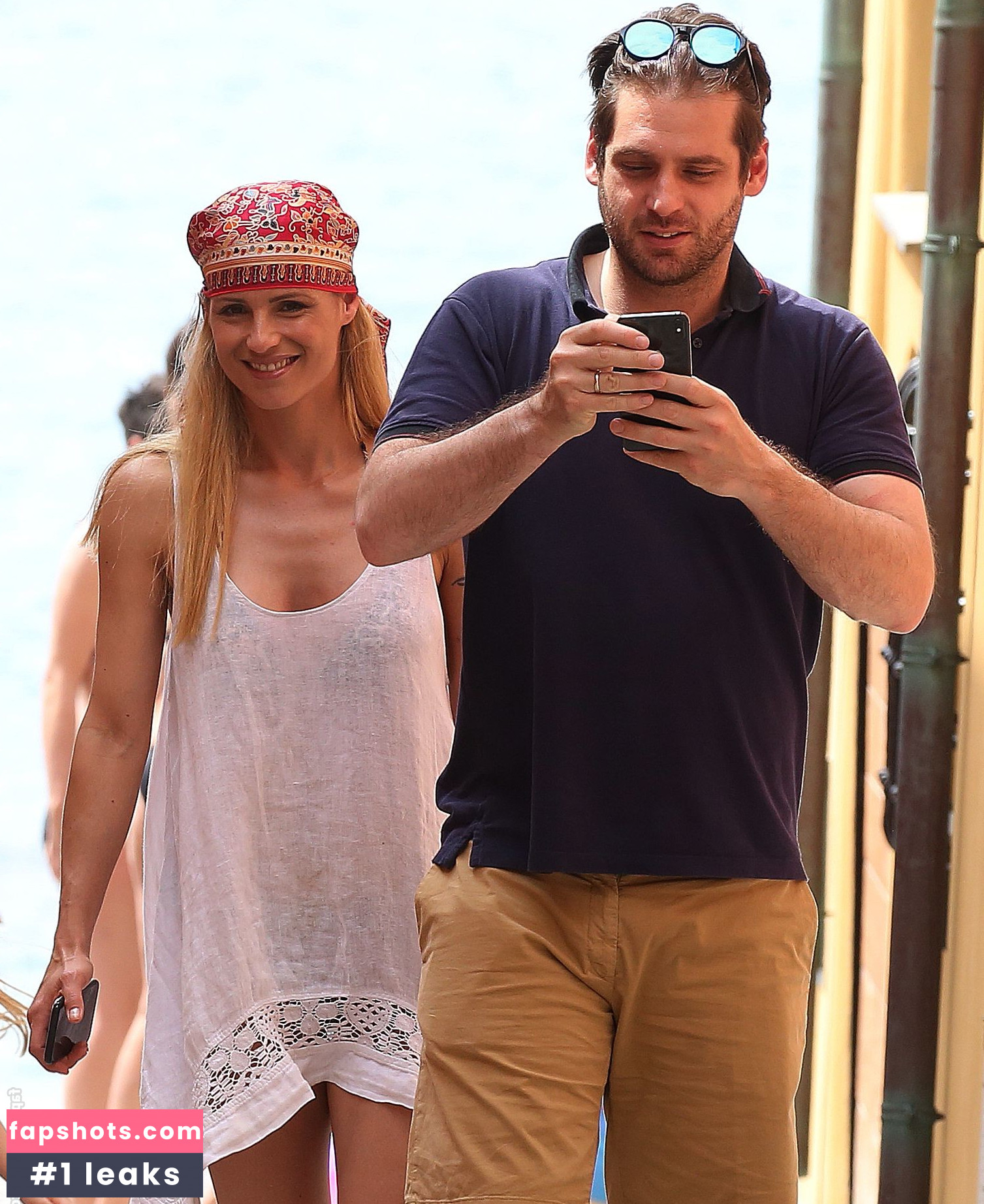 Michelle Hunziker gallery photo #512