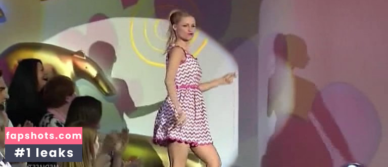 Michelle Hunziker gallery photo #563