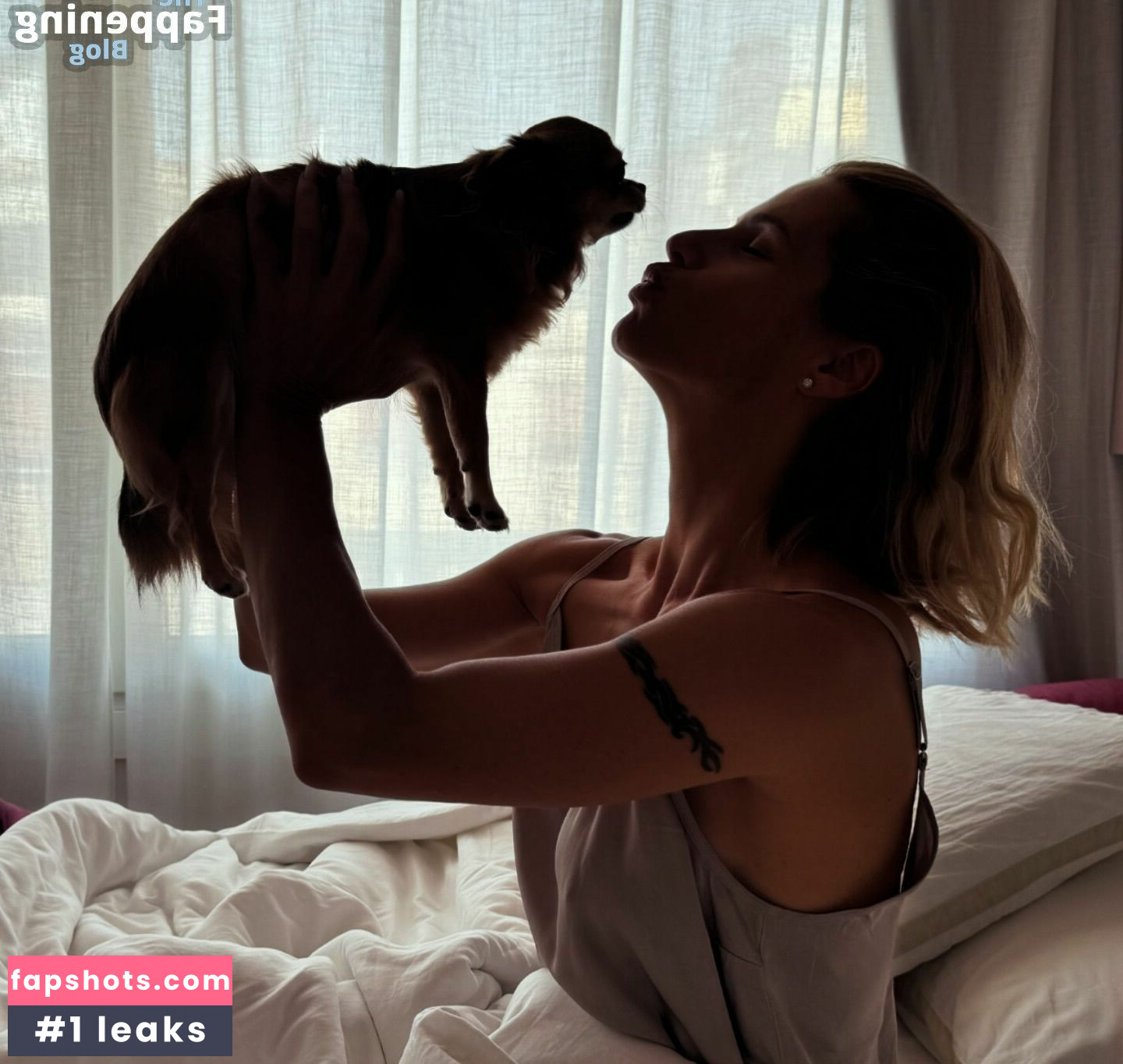 Michelle Hunziker gallery photo #67