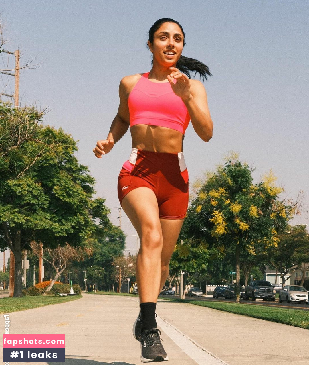 Michelle Khare gallery photo #3