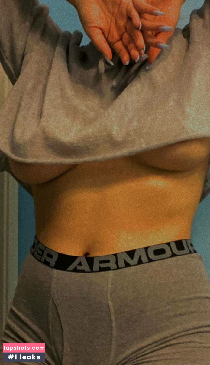 Michelle Kodryan gallery photo #15