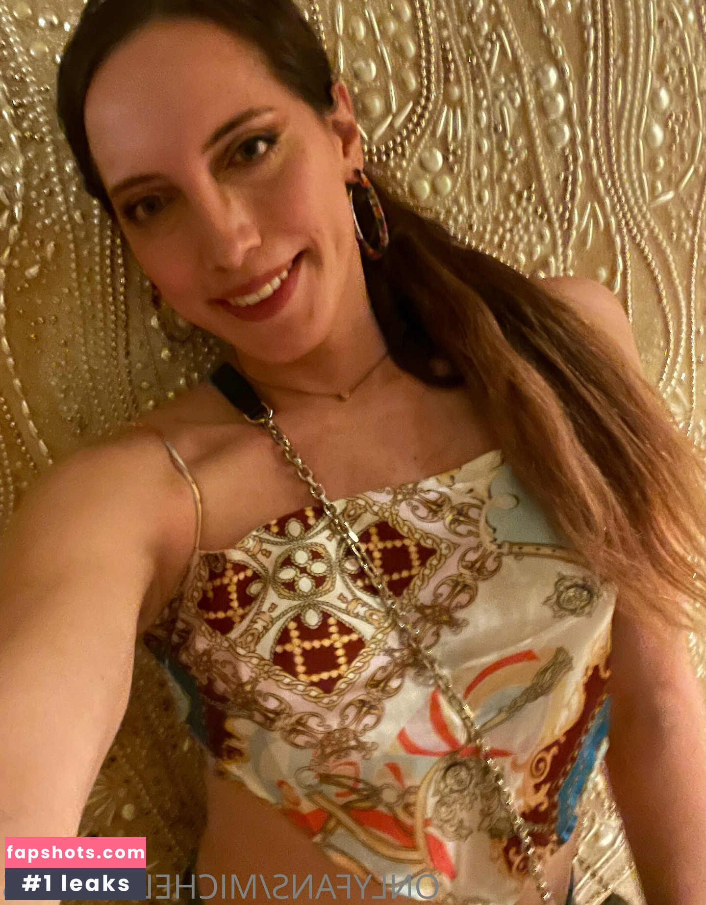 Michelle Kunis gallery photo #4