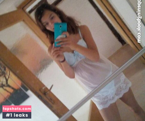 Michelle_model gallery photo #3