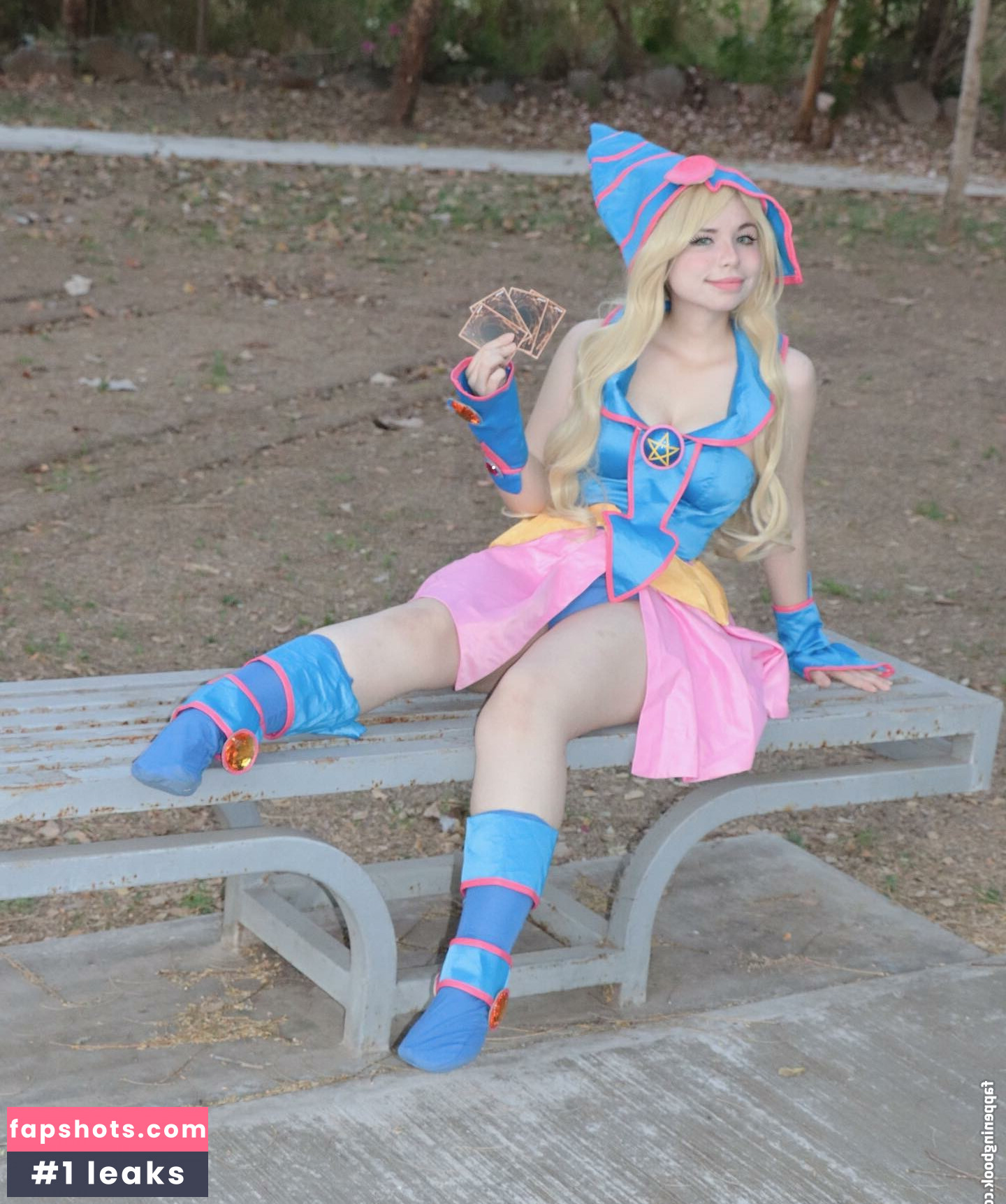 Michelle Mondragon gallery photo #4