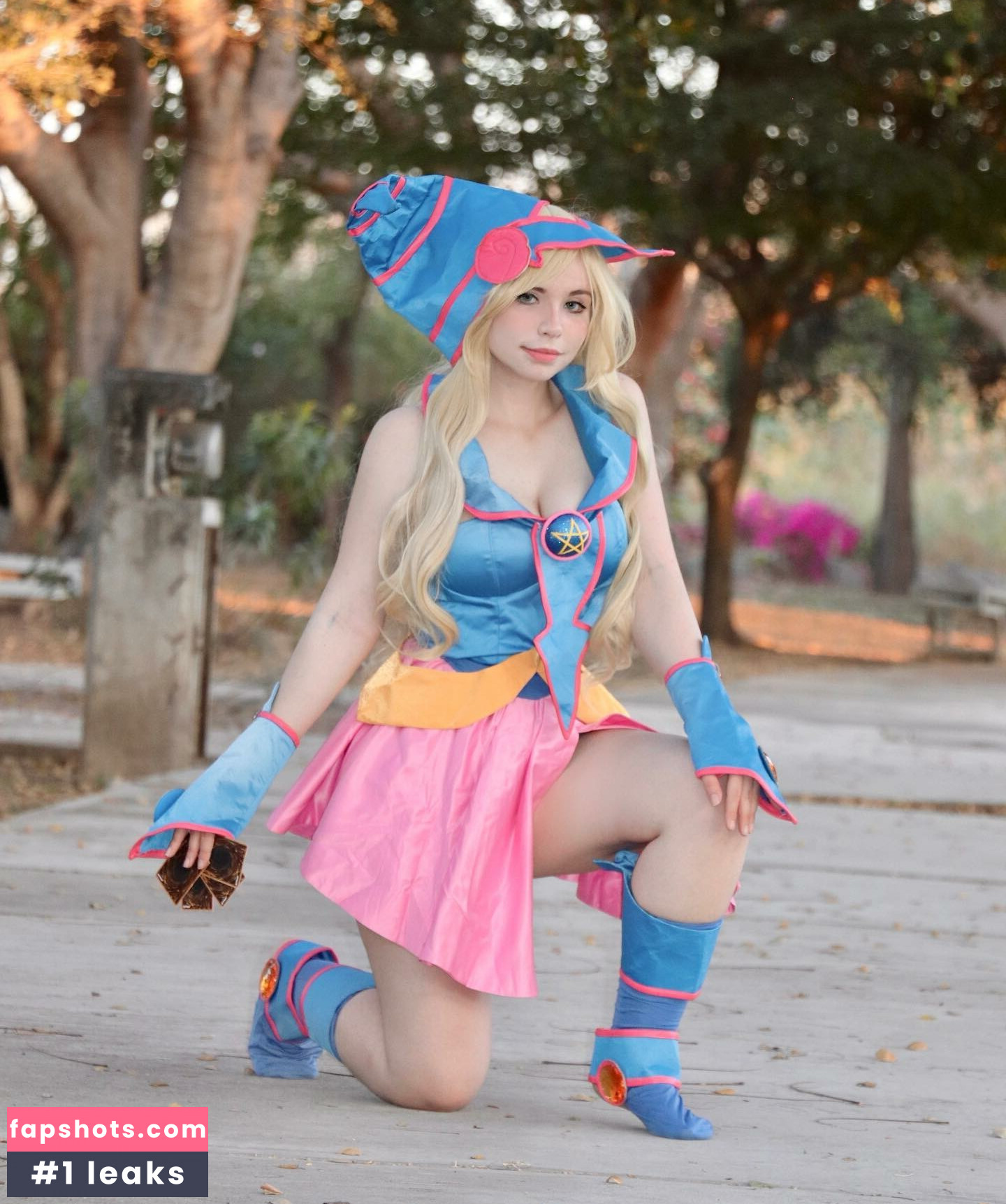 Michelle Mondragon nude babe gallery