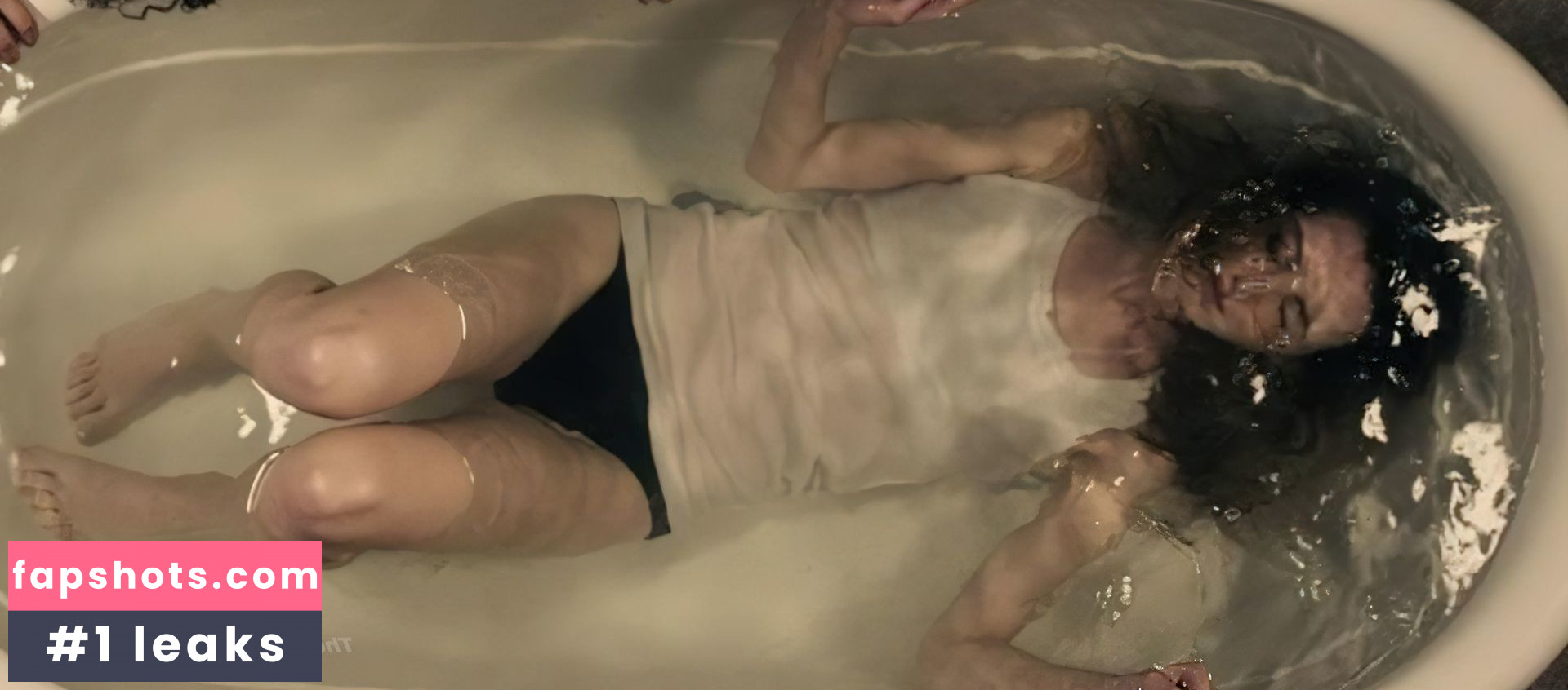 Michelle Mylett Nude Leaks OnlyFans Photos #25 - LeakJerk