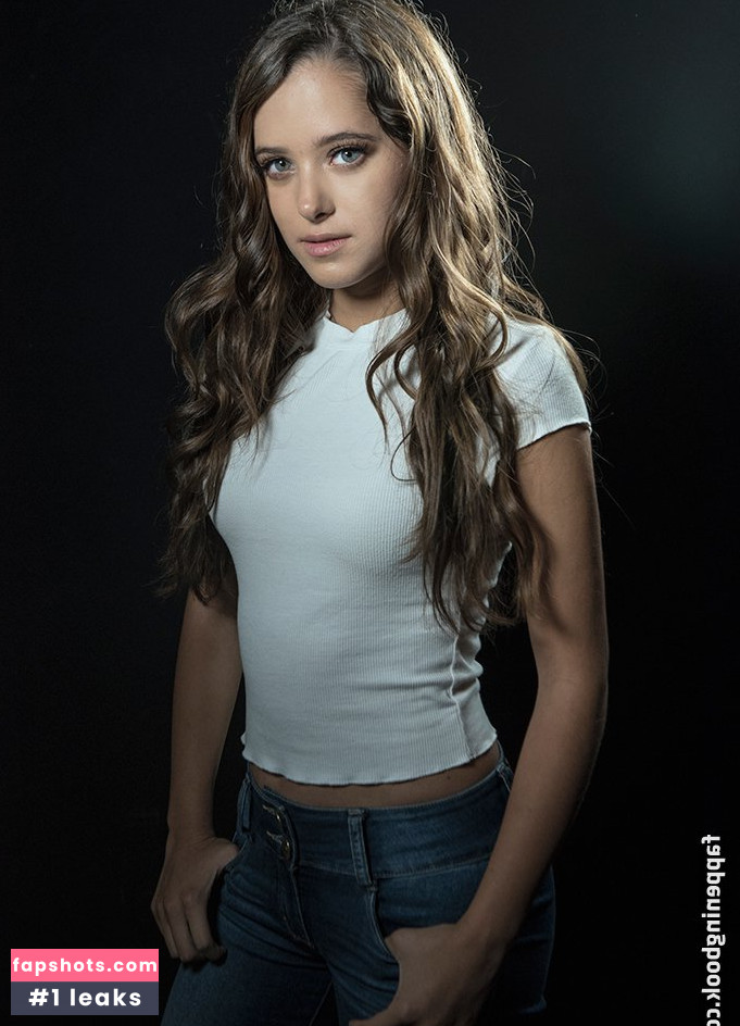 Michelle Olvera gallery photo #6