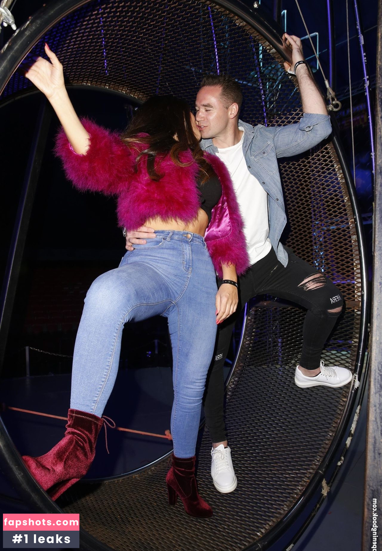 Michelle Pentecost gallery photo #2