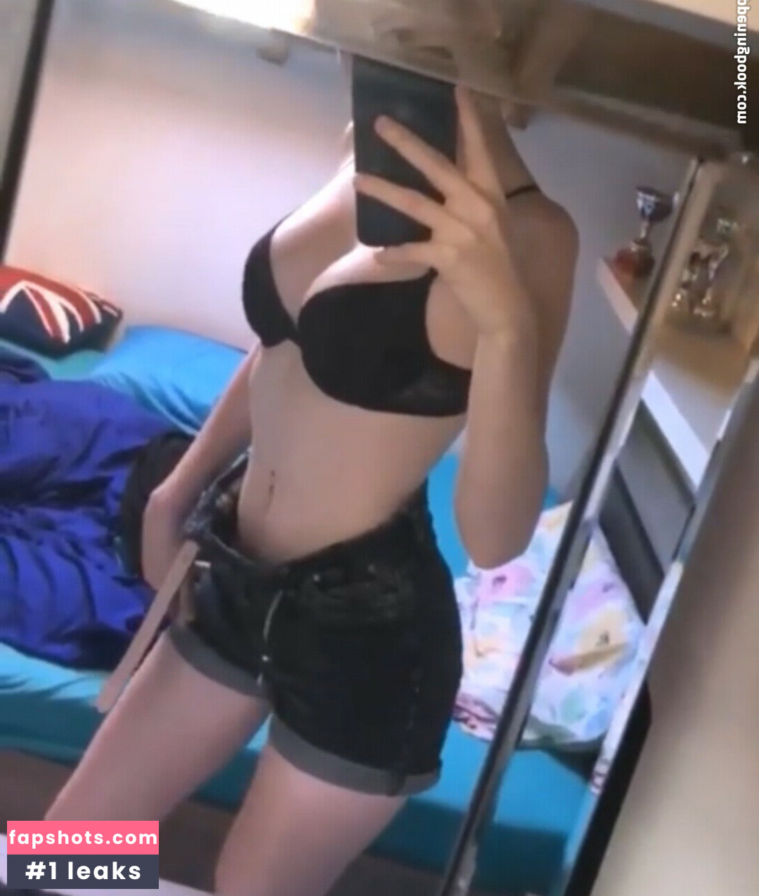 Michelle Puttini gallery photo #4