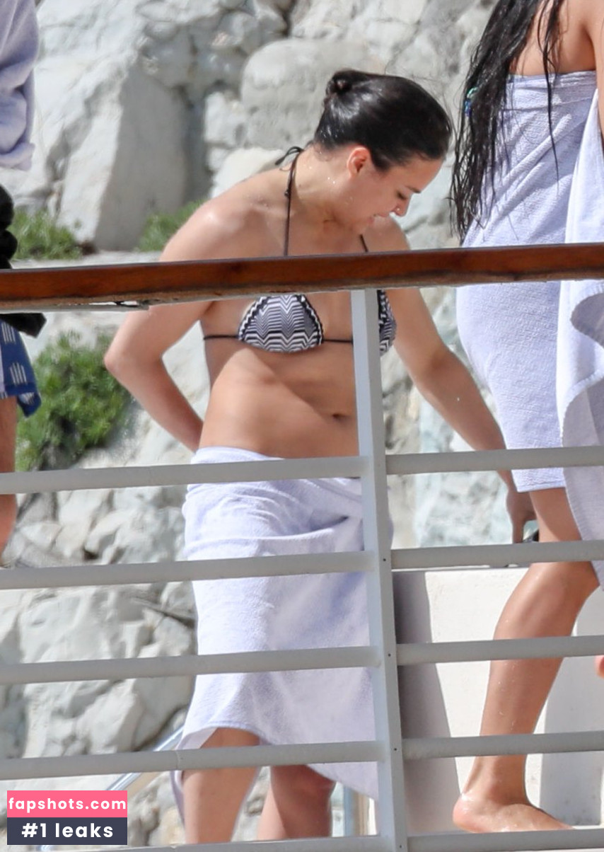 Michelle Rodriguez Nacktheit OnlyFans Fotos #348 - Fapshots