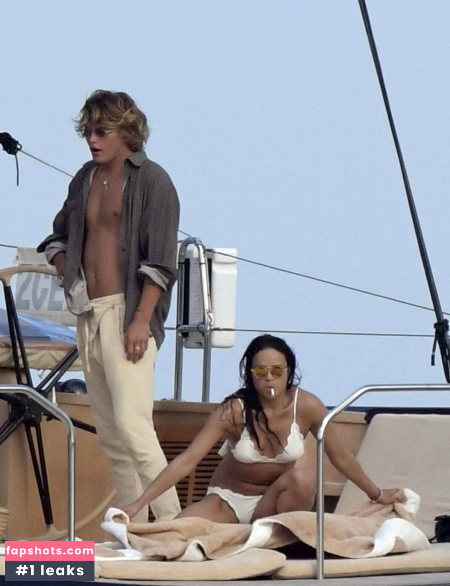 Michelle Rodriguez Nacktheit OnlyFans Fotos #355 - Fapshots