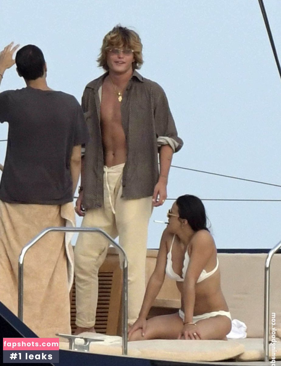 Michelle Rodriguez Nacktheit OnlyFans Fotos #357 - Fapshots