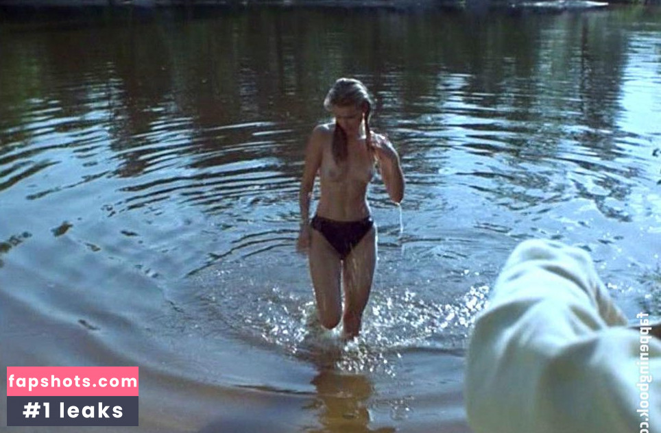 Michelle White Nude Leaks OnlyFans Photos #7 - LeakJerk