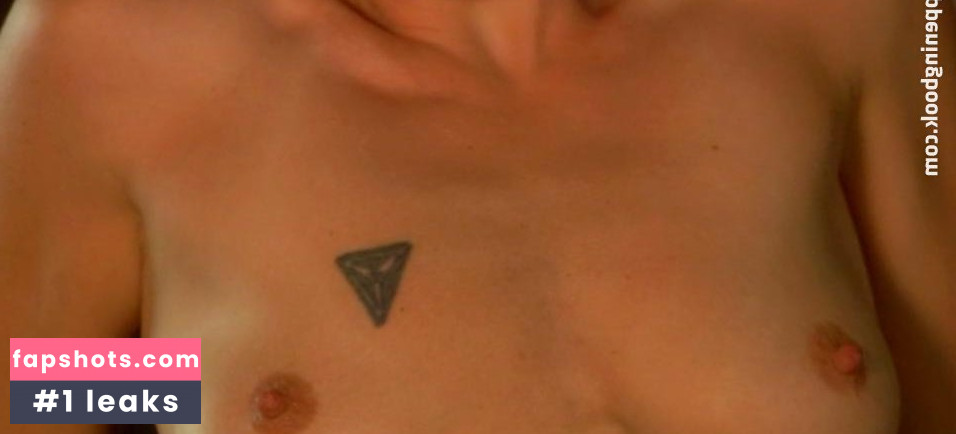 Michelle Wolff gallery photo #17