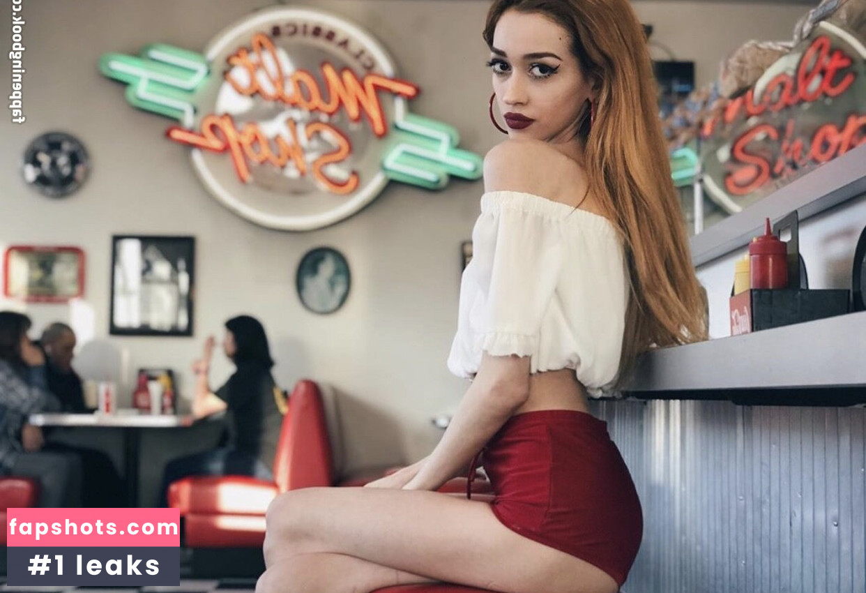 Michelleehardy gallery photo #4