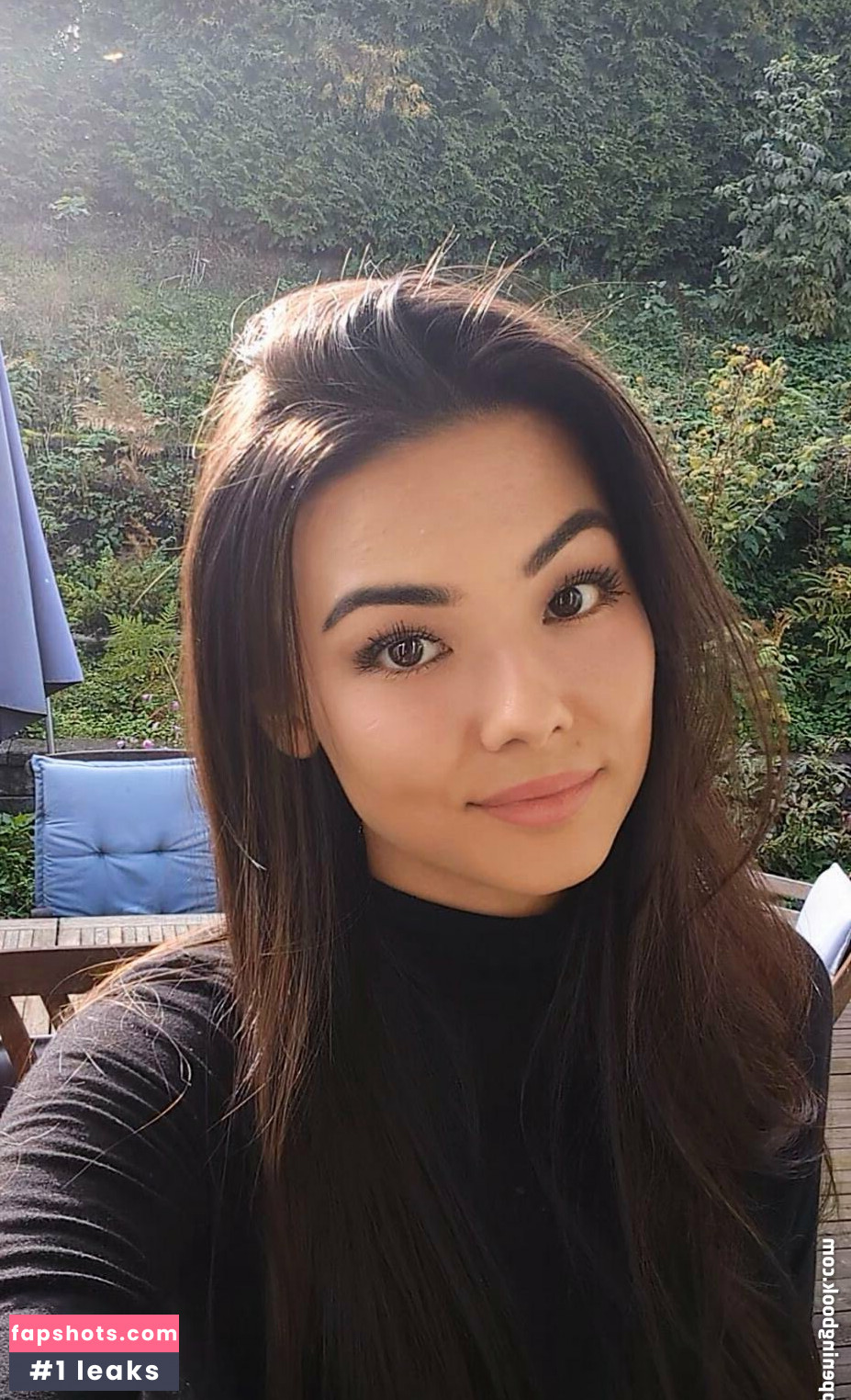 MichelleR gallery photo #30