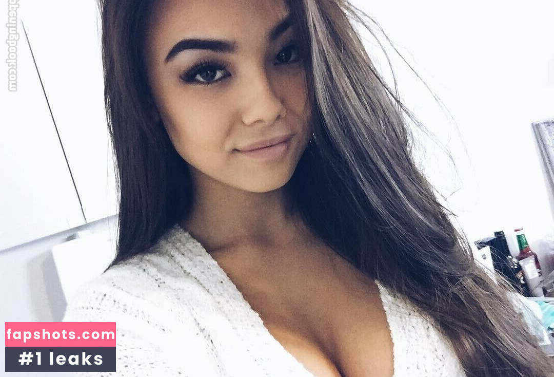 MichelleR gallery photo #52