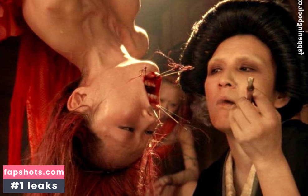 Michie Ito gallery photo #7