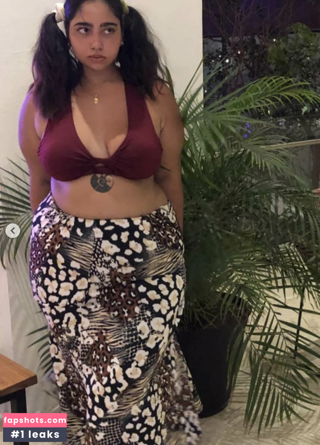 Middle Eastern And Desi Twerking gallery photo #6