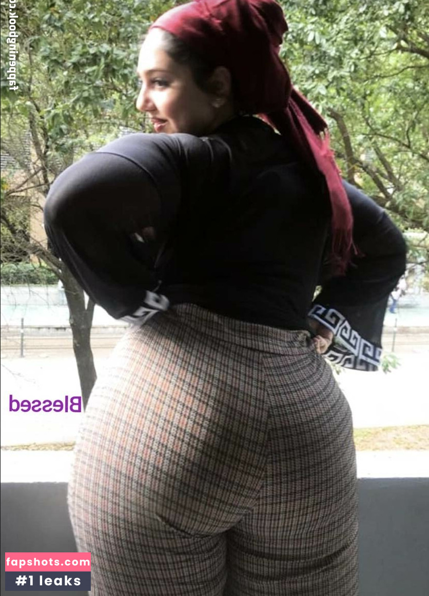 Middle Eastern And Desi Twerking gallery photo #9