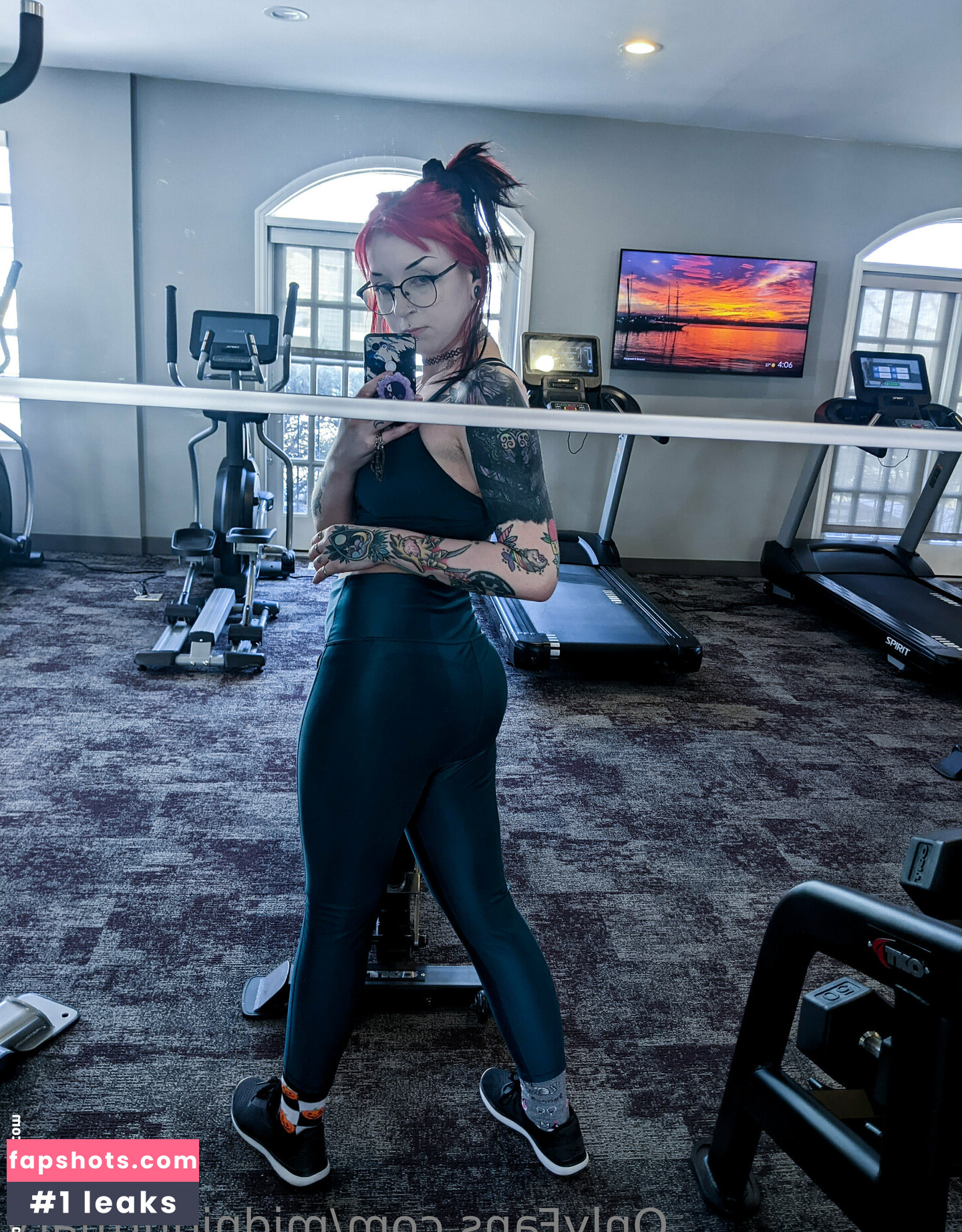 Midnight Mary gallery photo #22