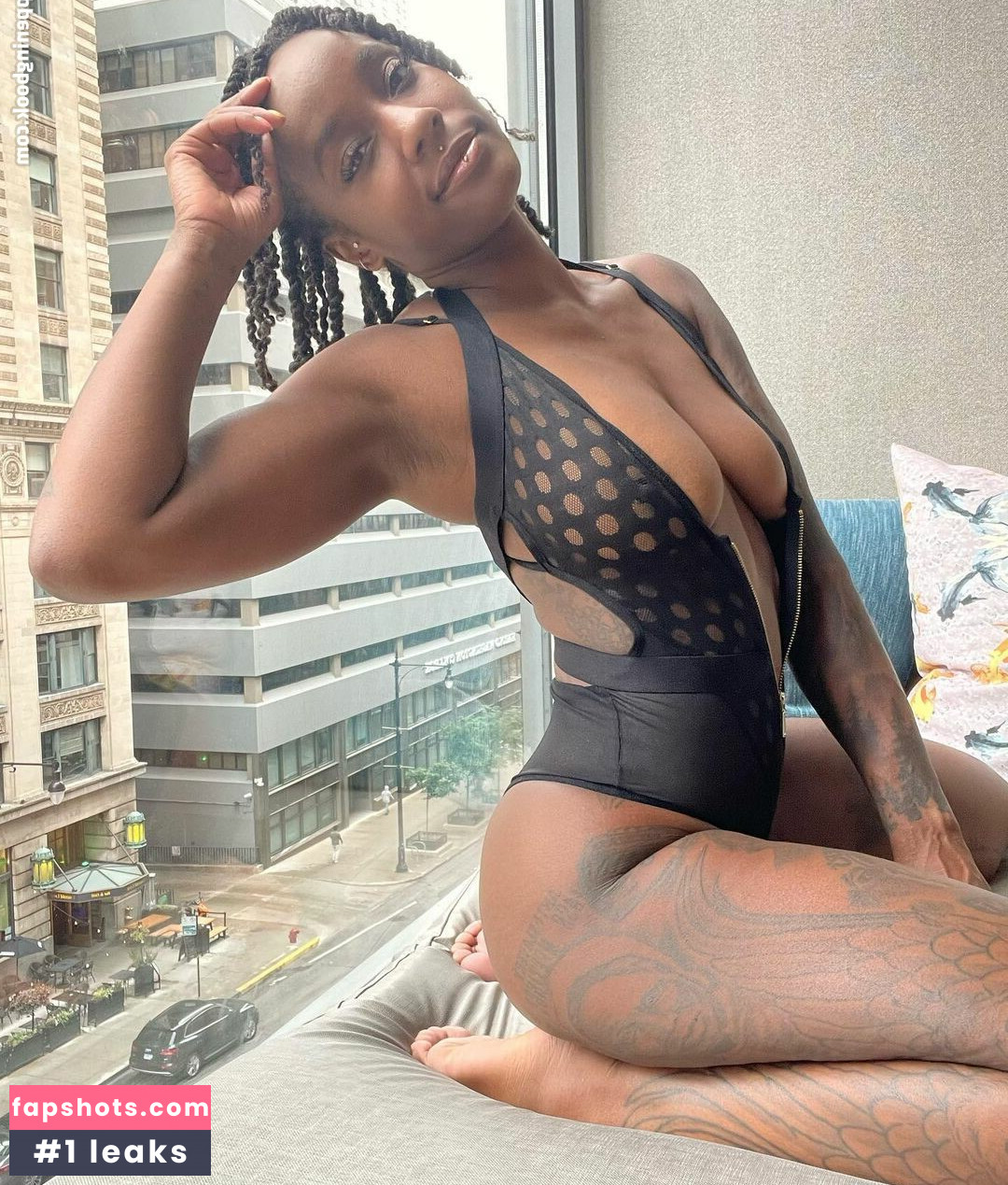 Midnight gallery photo #83